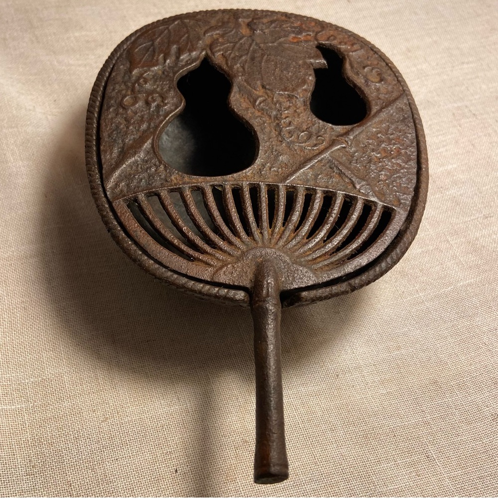 Vintage Japanese Cast Iron bowl top SET Incense Burner Uchiwa Fan art lid MCM